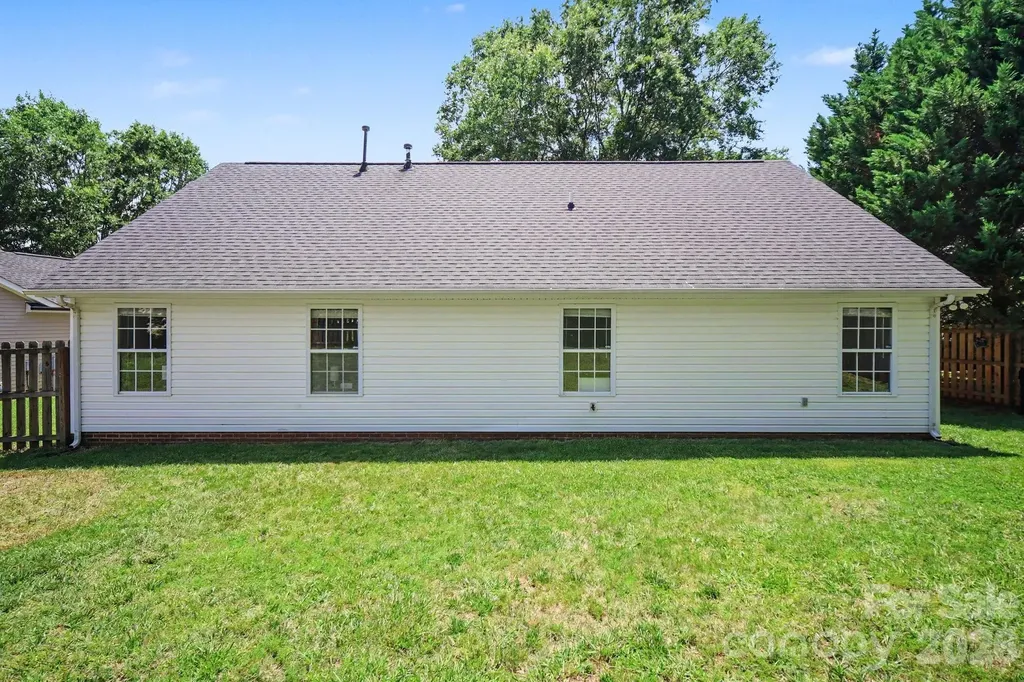 132 Brookhollow Drive Mount Holly NC 28120
