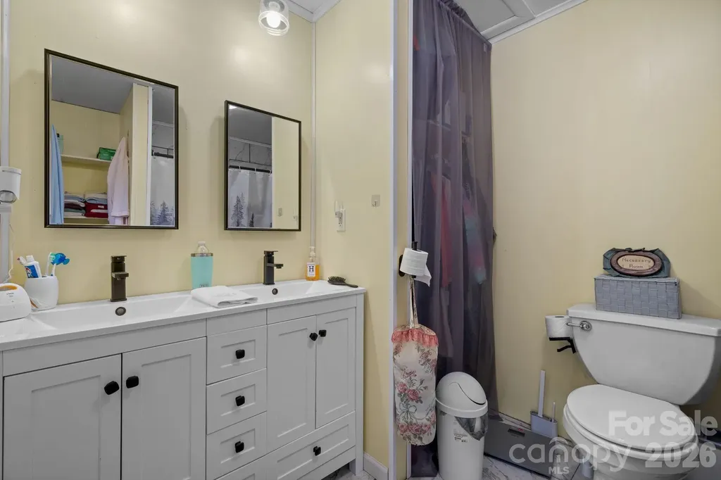 35 Glendale Drive Spruce Pine NC 28777
