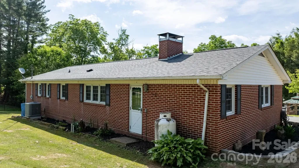35 Glendale Drive Spruce Pine NC 28777