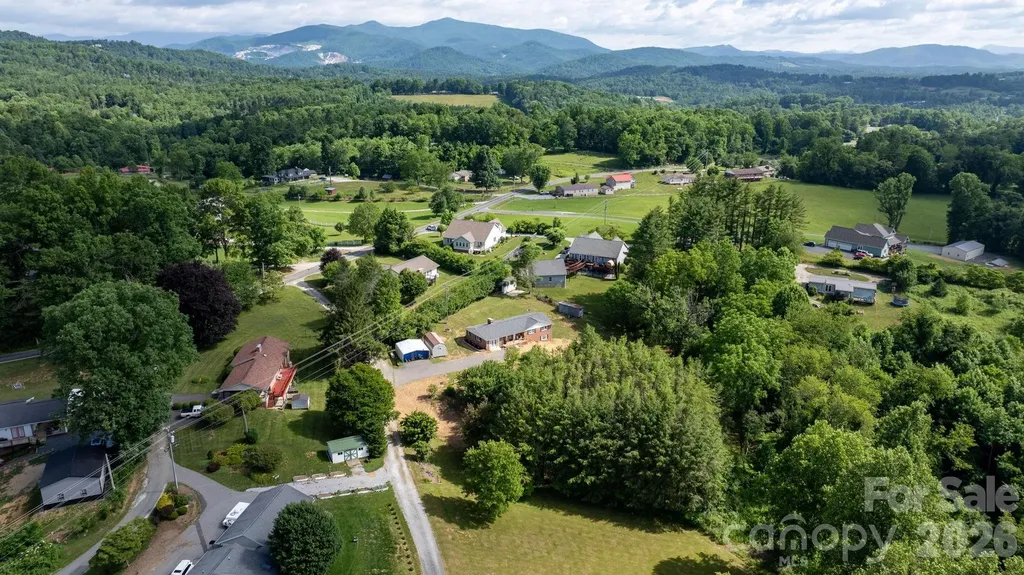 35 Glendale Drive Spruce Pine NC 28777