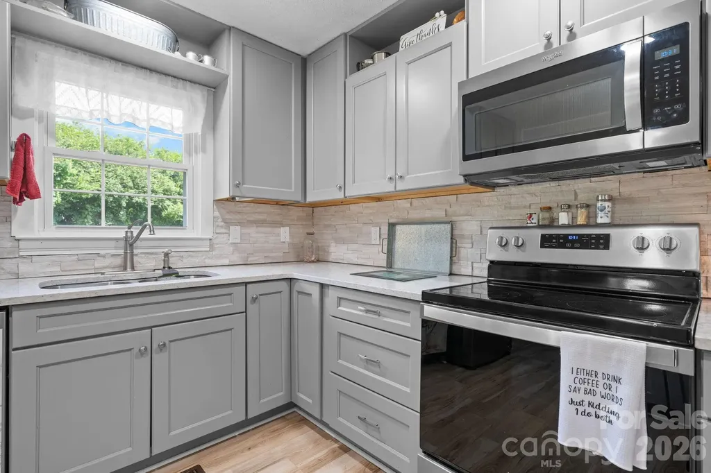 35 Glendale Drive Spruce Pine NC 28777