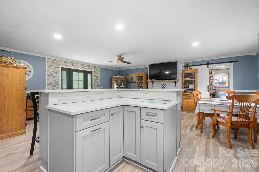 35 Glendale Drive Spruce Pine NC 28777