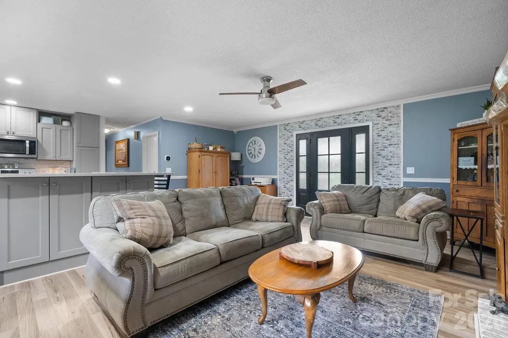 35 Glendale Drive Spruce Pine NC 28777