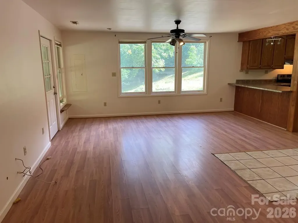 930 Copperhead Cove Sylva NC 28779