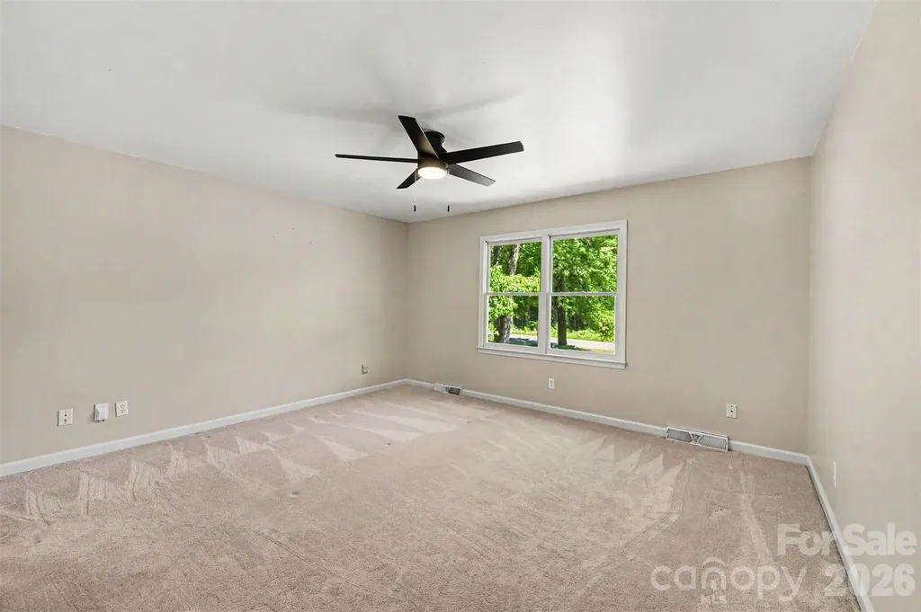 9624 Forest Drive Charlotte NC 28216