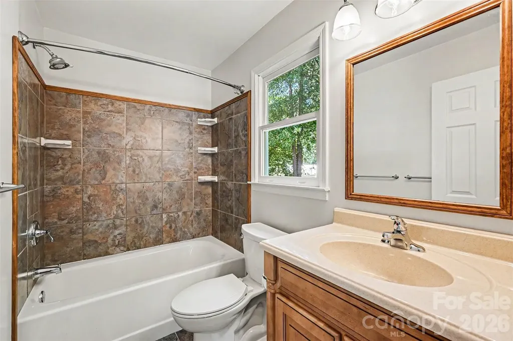 9624 Forest Drive Charlotte NC 28216