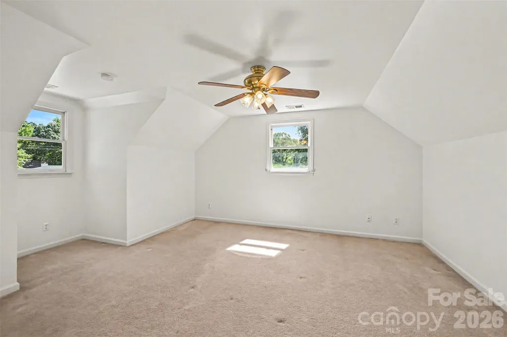9624 Forest Drive Charlotte NC 28216