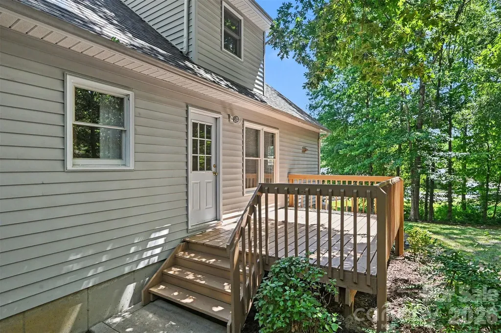 9624 Forest Drive Charlotte NC 28216