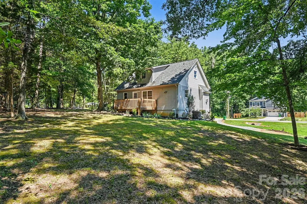 9624 Forest Drive Charlotte NC 28216