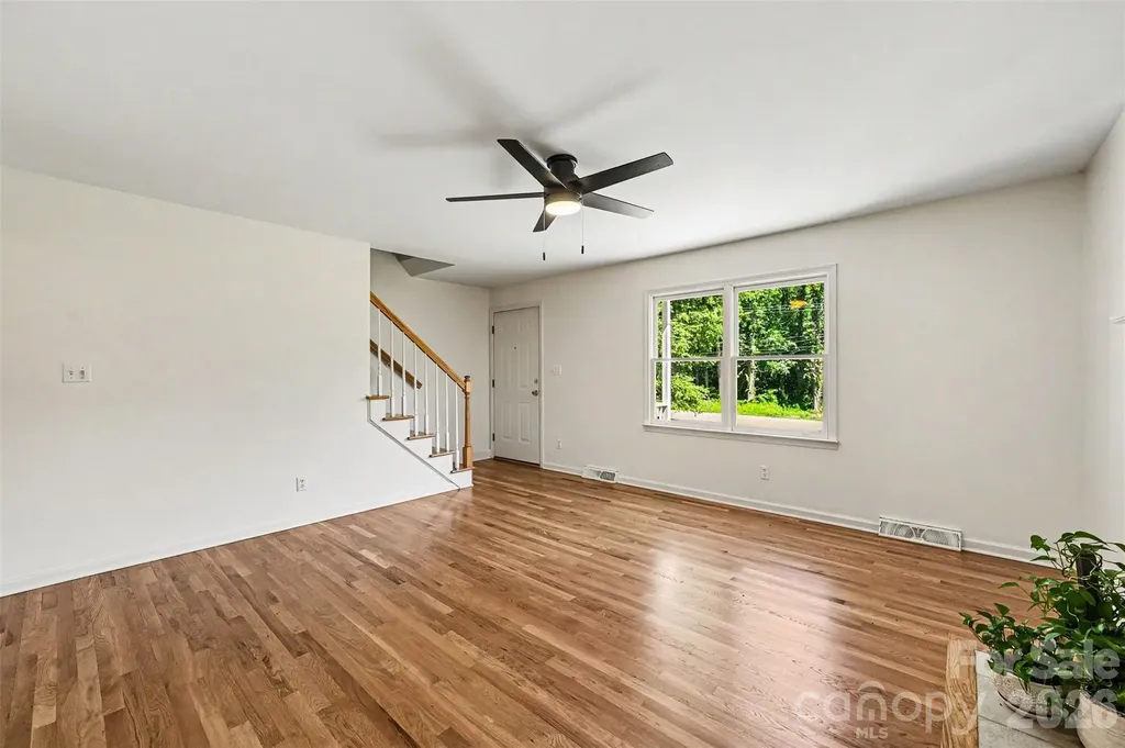 9624 Forest Drive Charlotte NC 28216