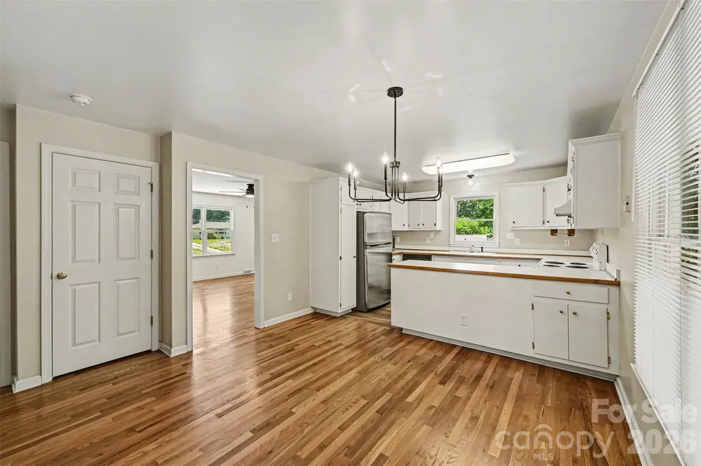 9624 Forest Drive Charlotte NC 28216