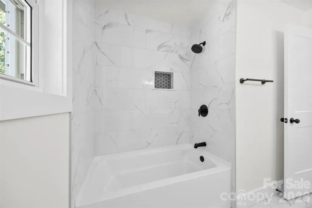 5421 Maplewood Lane Charlotte NC 28227