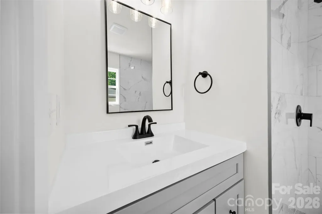 5421 Maplewood Lane Charlotte NC 28227