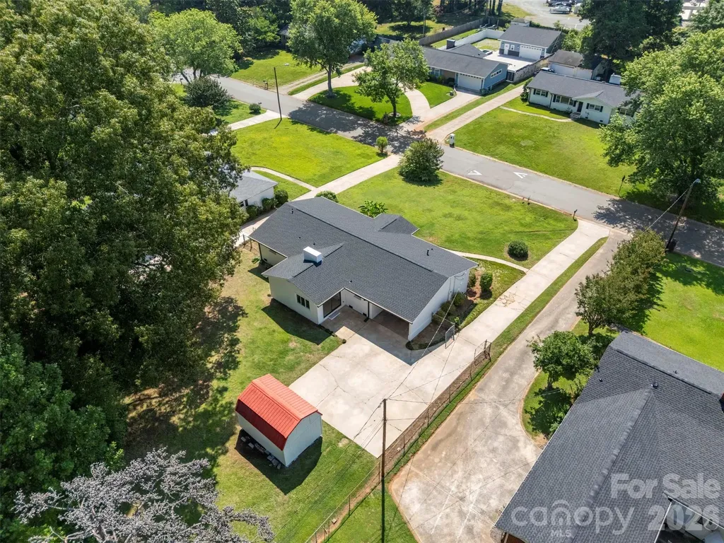 5421 Maplewood Lane Charlotte NC 28227