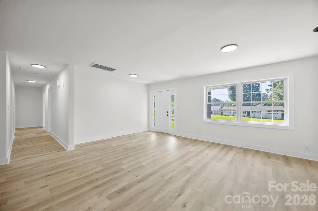 5421 Maplewood Lane Charlotte NC 28227