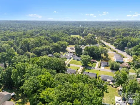 5421 Maplewood Lane Charlotte NC 28227