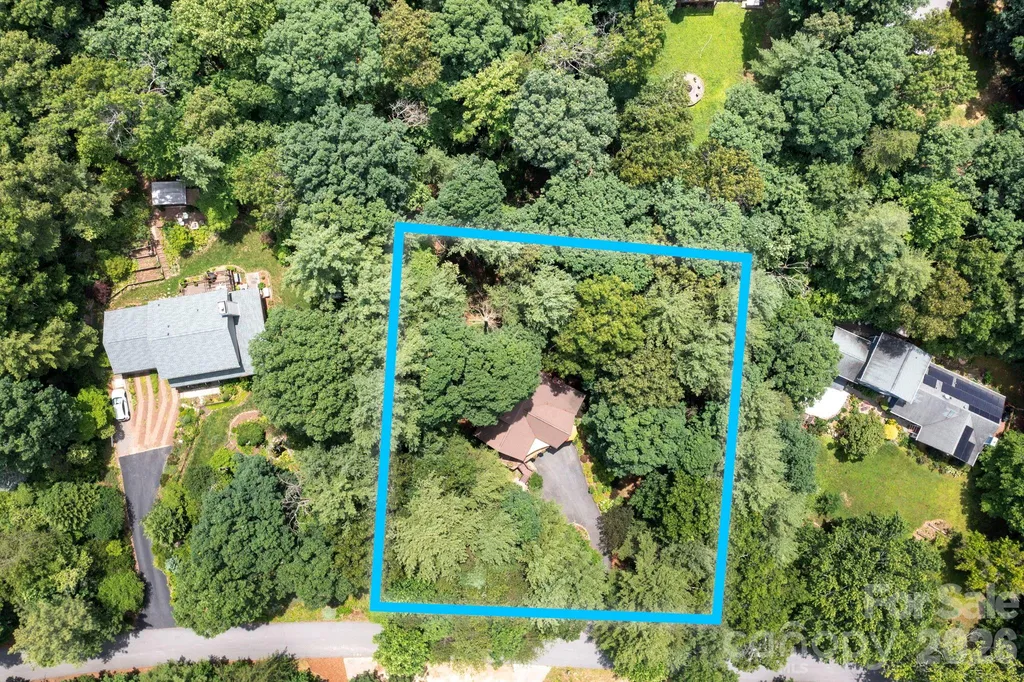 127 Woodburn Drive Swannanoa NC 28778