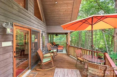 127 Woodburn Drive Swannanoa NC 28778