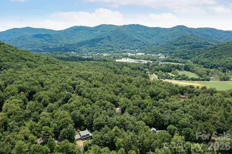 127 Woodburn Drive Swannanoa NC 28778