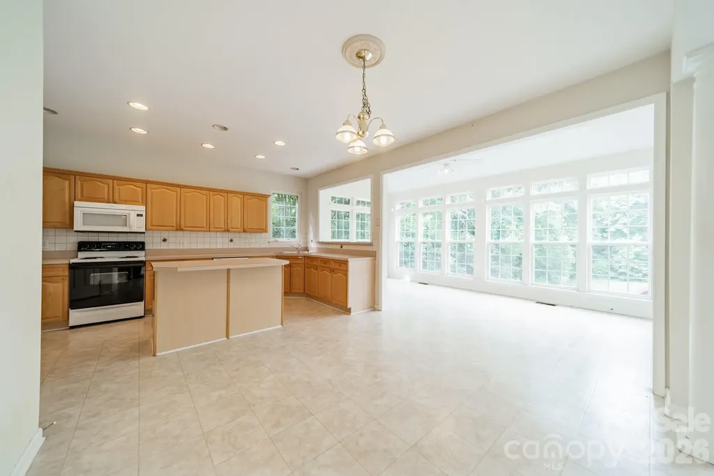 10805 Wilklee Drive Charlotte NC 28277