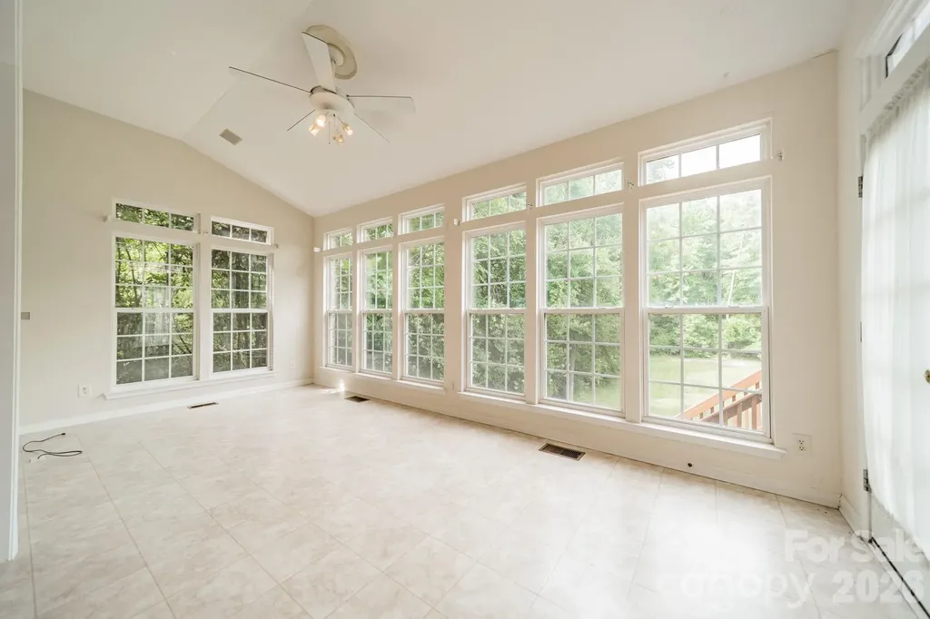 10805 Wilklee Drive Charlotte NC 28277