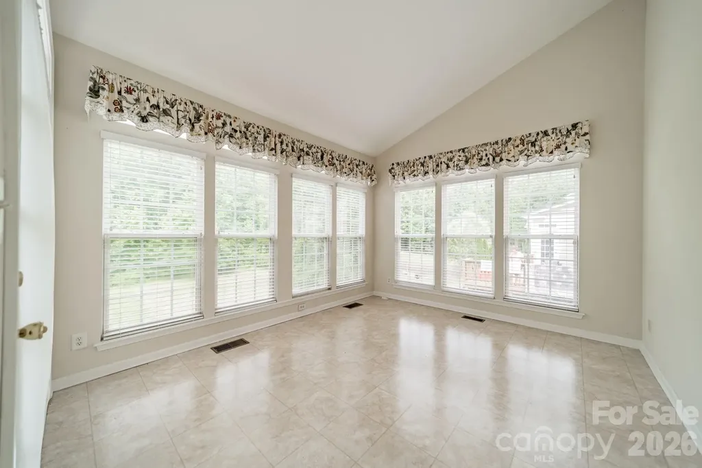 10805 Wilklee Drive Charlotte NC 28277
