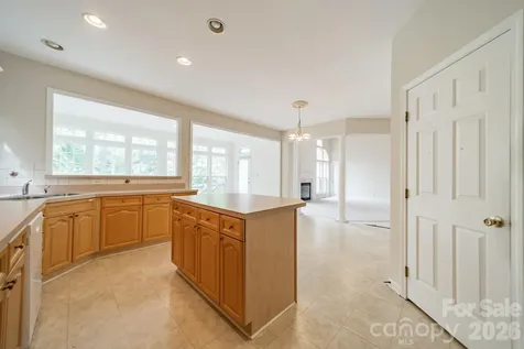 10805 Wilklee Drive Charlotte NC 28277