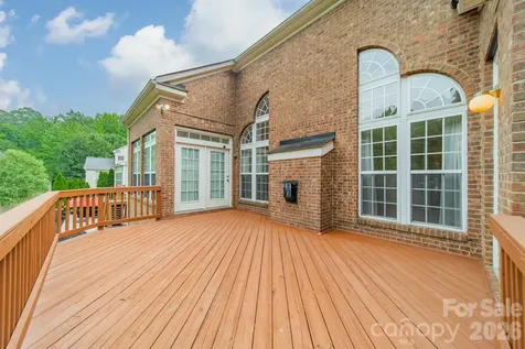 10805 Wilklee Drive Charlotte NC 28277