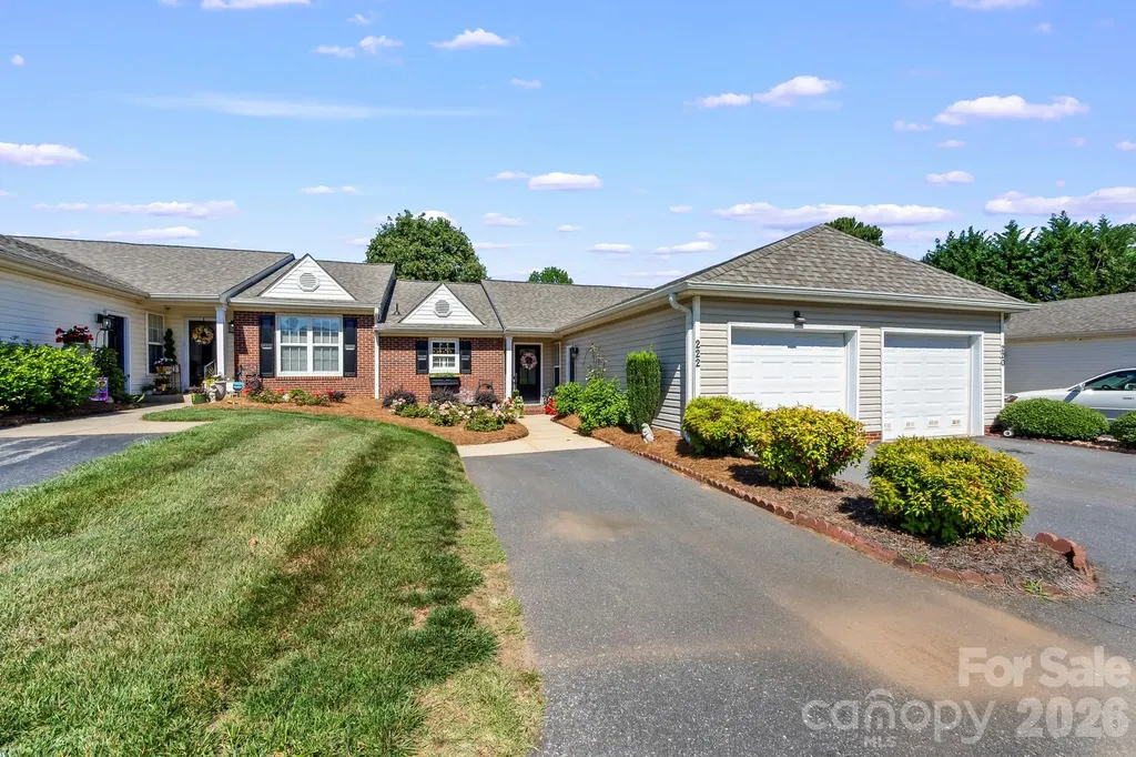 222 Troonsway Road Winston Salem NC 27127