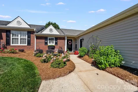 222 Troonsway Road Winston Salem NC 27127