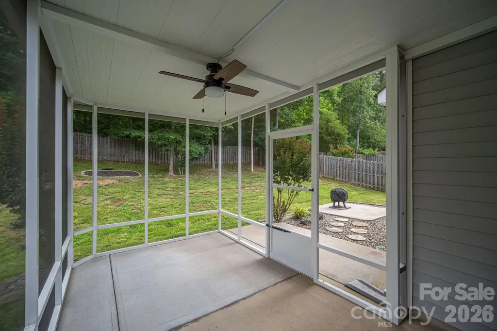 612 Augustus Lane Mount Holly NC 28120