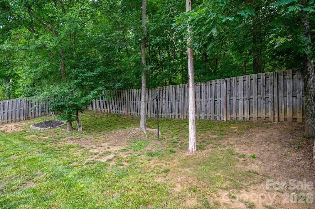 612 Augustus Lane Mount Holly NC 28120