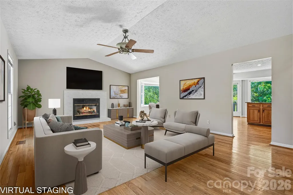 279 Woody Lane Asheville NC 28804