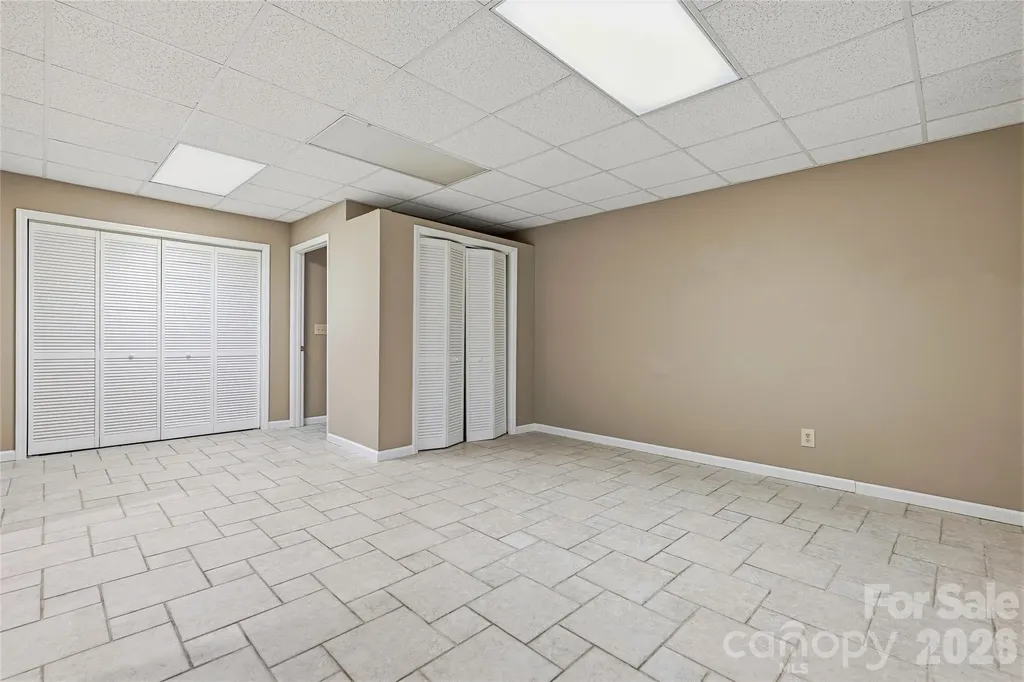 279 Woody Lane Asheville NC 28804