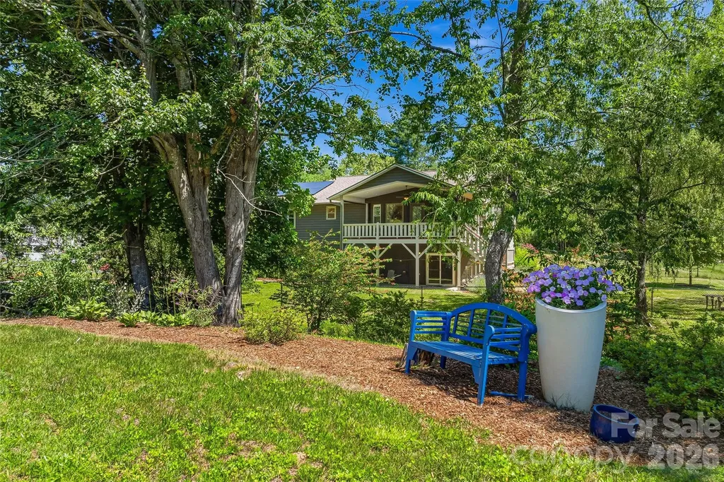 279 Woody Lane Asheville NC 28804