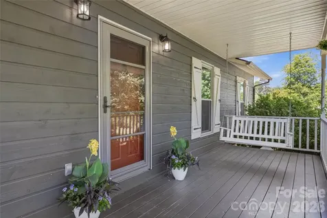 279 Woody Lane Asheville NC 28804