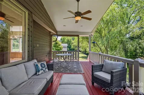 279 Woody Lane Asheville NC 28804