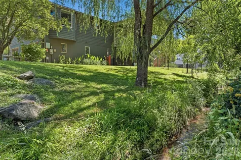 279 Woody Lane Asheville NC 28804
