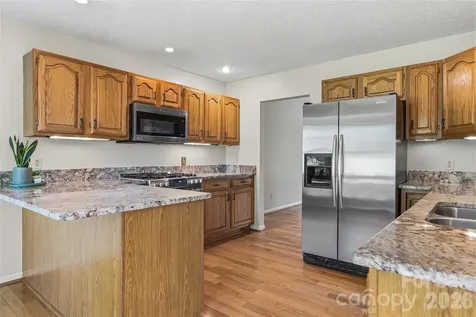 279 Woody Lane Asheville NC 28804