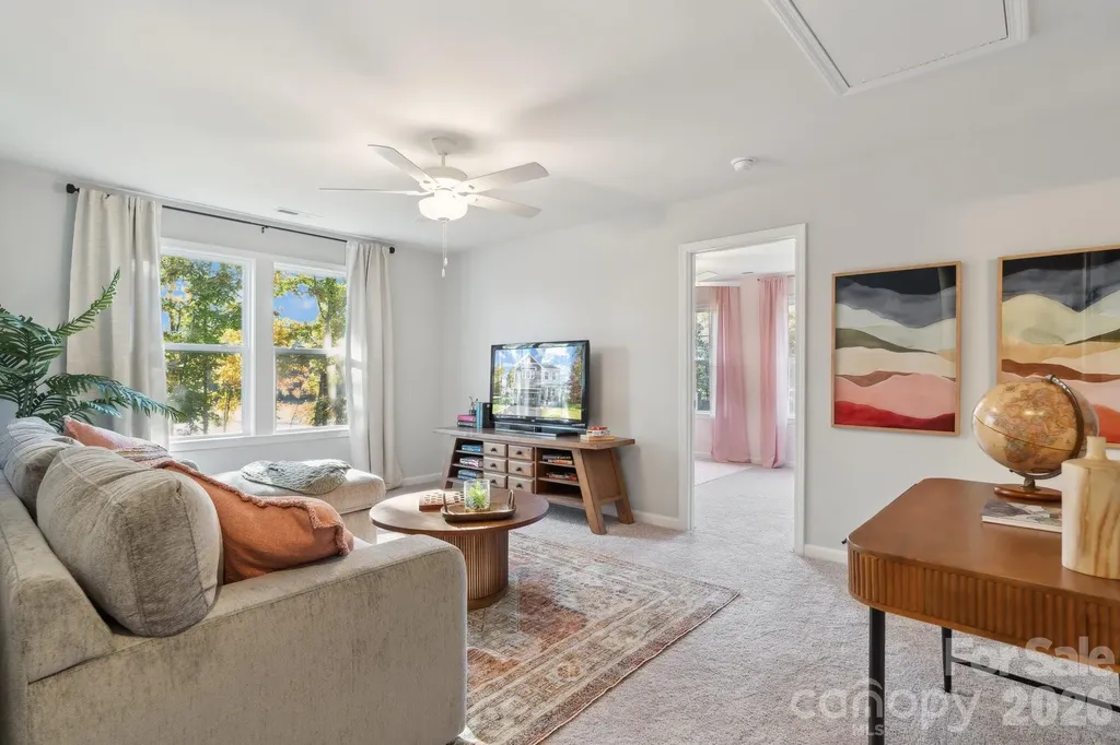 4025 Juno Drive Charlotte NC 28215