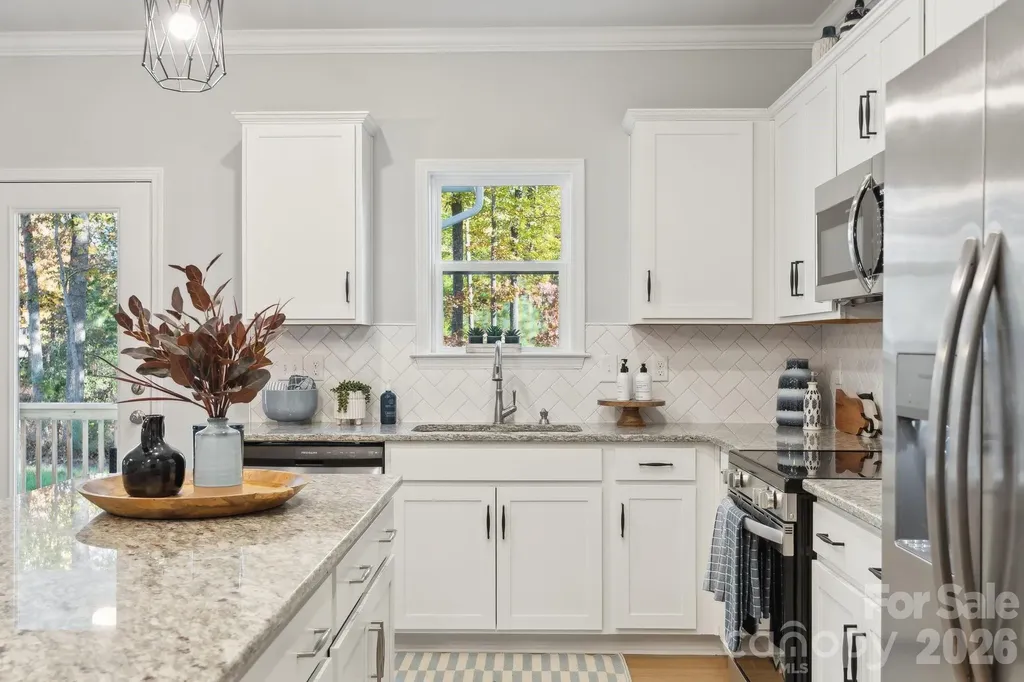 4025 Juno Drive Charlotte NC 28215