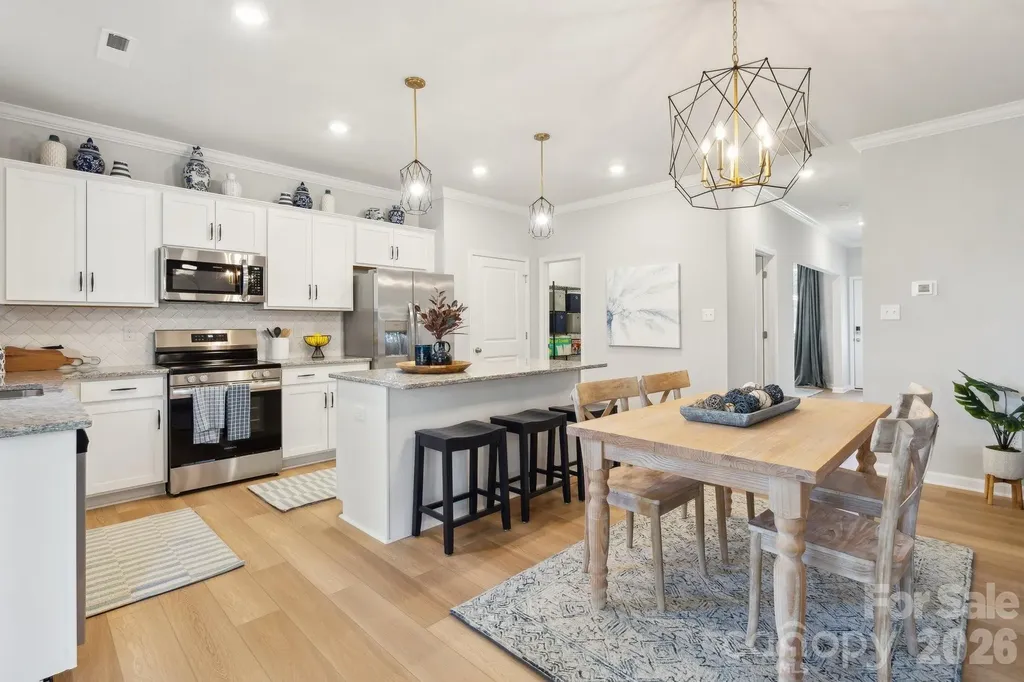 4025 Juno Drive Charlotte NC 28215