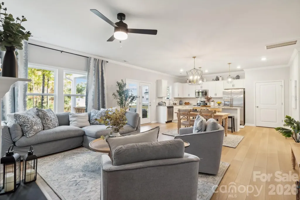 4025 Juno Drive Charlotte NC 28215