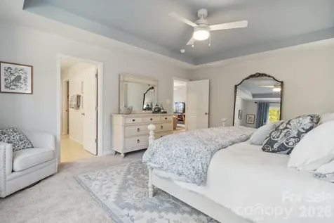 4025 Juno Drive Charlotte NC 28215