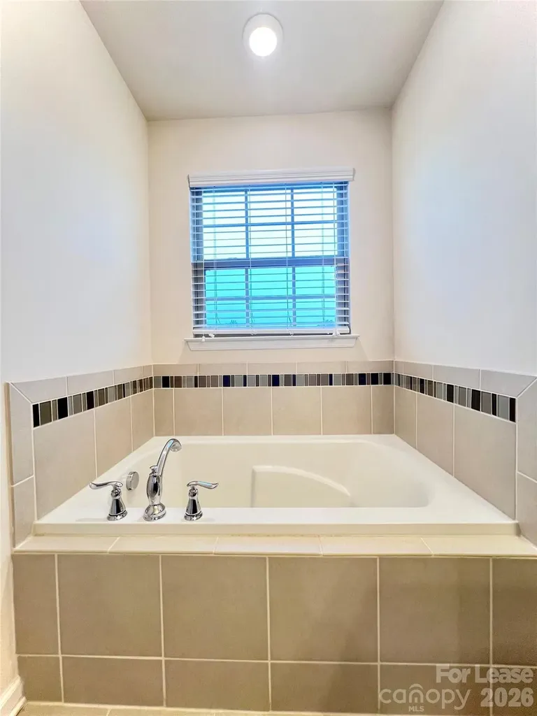 4008 Zilker Park Drive Charlotte NC 28217