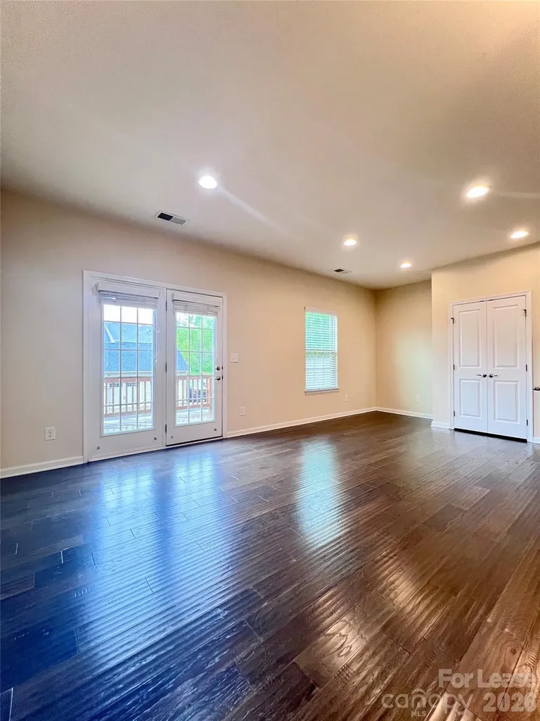 4008 Zilker Park Drive Charlotte NC 28217