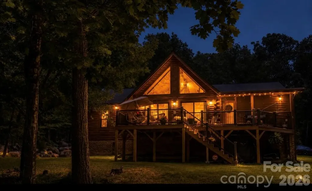 2211 Rocky Cove Lane Denton NC 27239