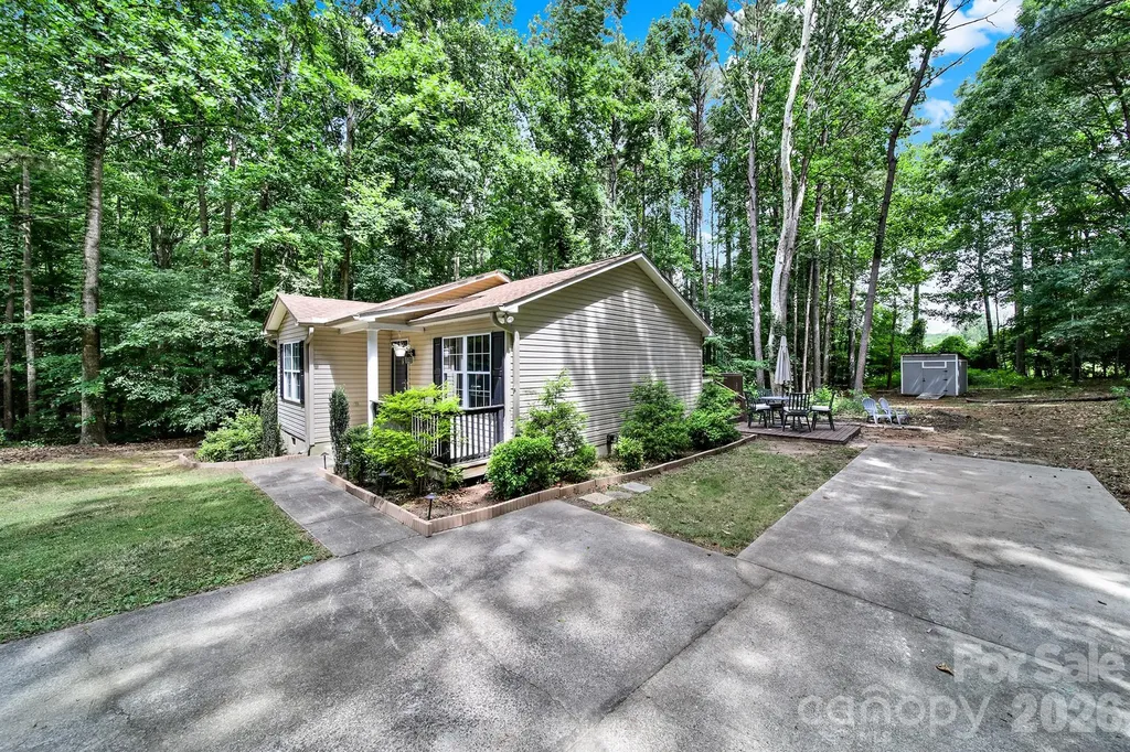 123 Greentree Drive Mooresville NC 28117