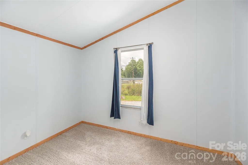 1458 Old Balsam Road Waynesville NC 28786