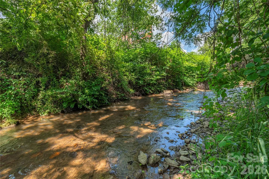 1458 Old Balsam Road Waynesville NC 28786